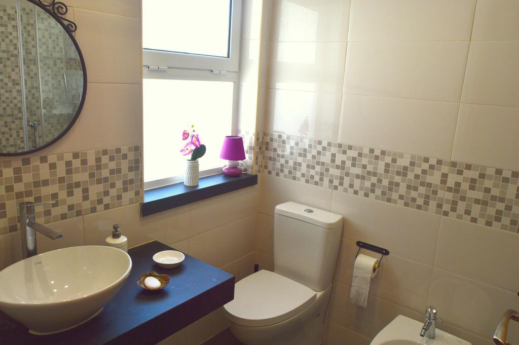 Apartamento Glamour Apartment Manta Rota Phòng bức ảnh