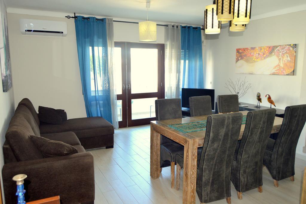 Apartamento Glamour Apartment Manta Rota Phòng bức ảnh