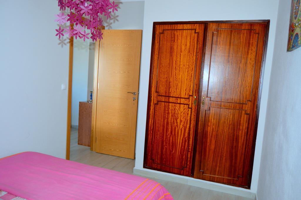 Apartamento Glamour Apartment Manta Rota Phòng bức ảnh